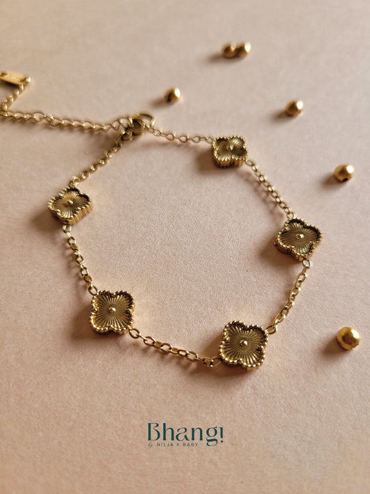 Gold Clover Charm Bracelet