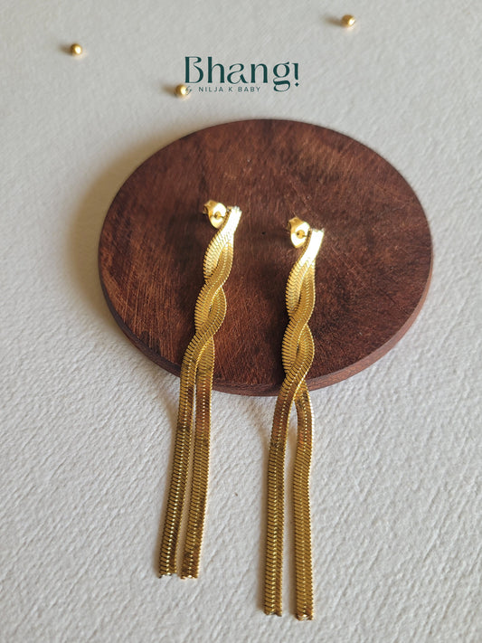 Interlocking Chain Drop Earrings