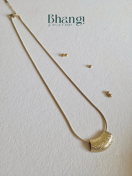Textured Gold-Tone Bar Necklace