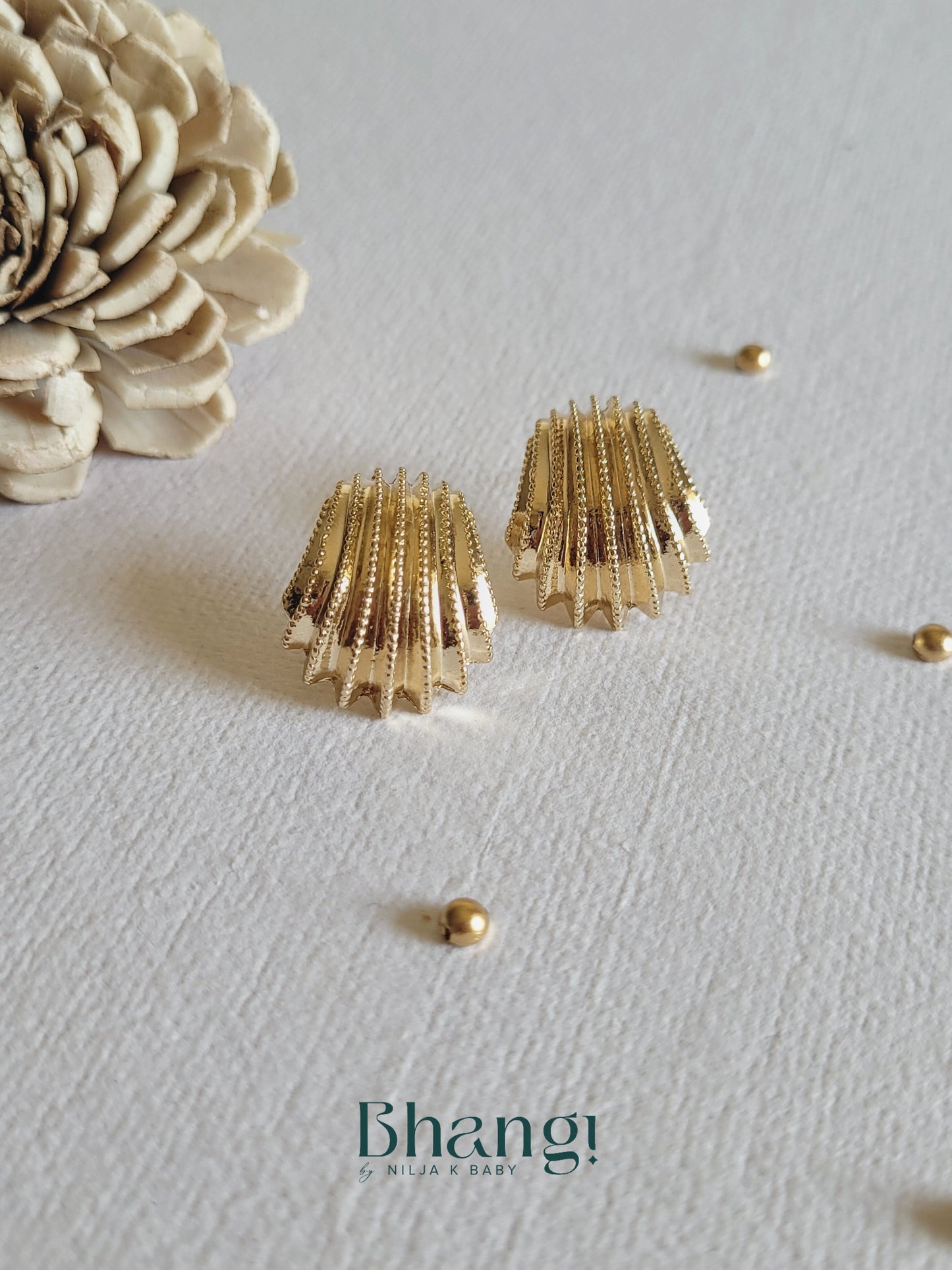 Scallop Shell Stud Earrings