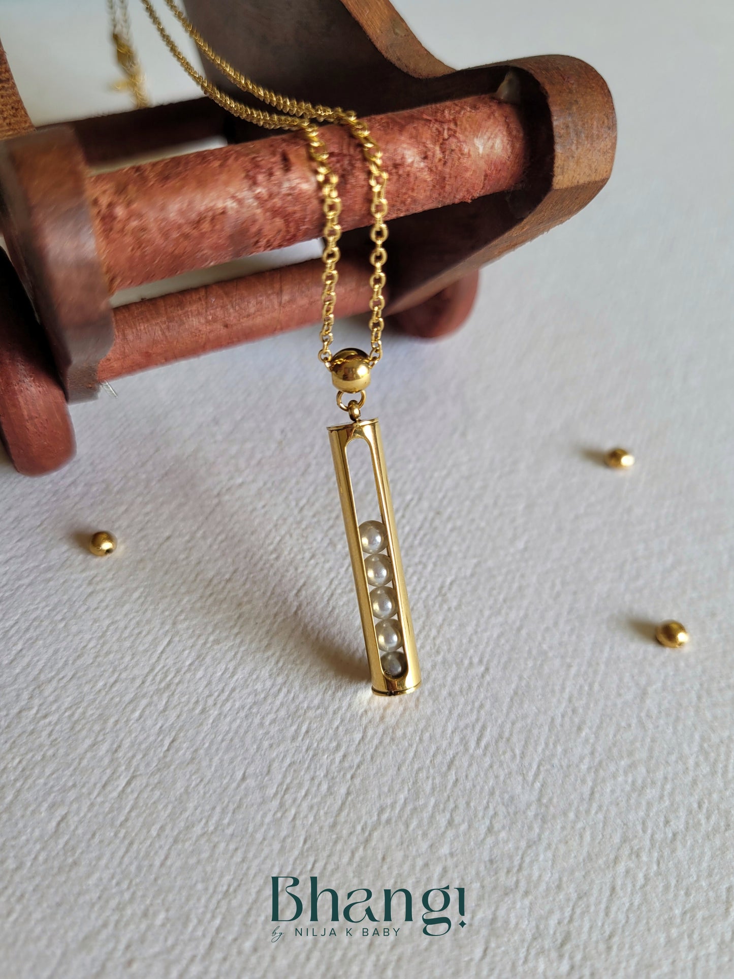 Pearl Bar Pendant Necklace