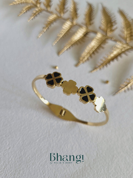 Golden Black & Gold Clover Bangle