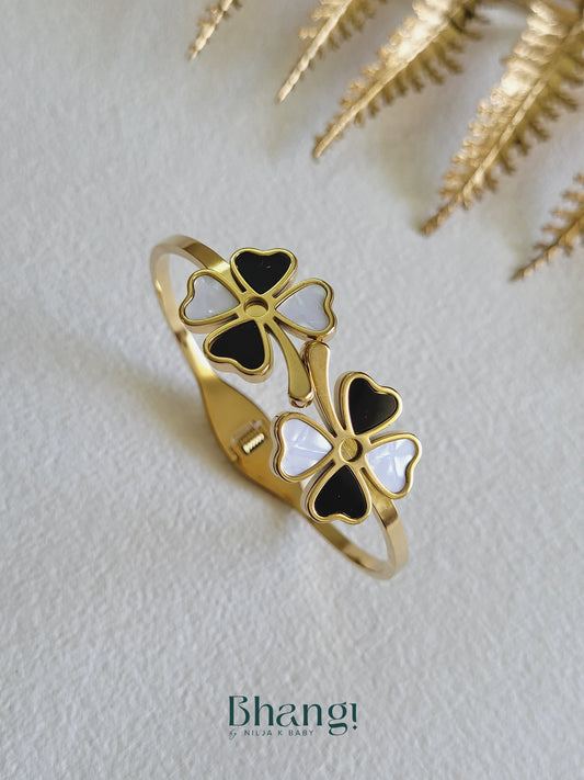 Dual Tone Clover Bangle