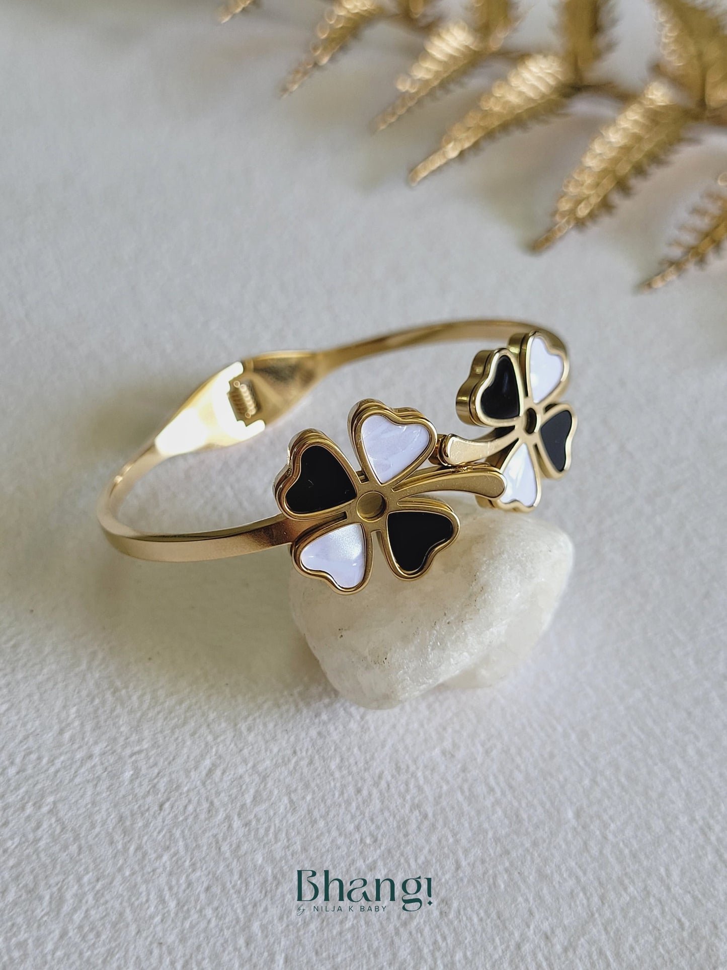 Dual Tone Clover Bangle