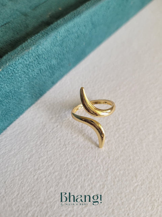 Golden Wave Ring