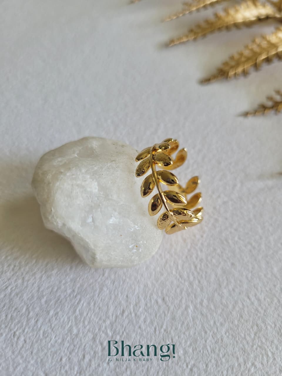 Golden Laurel Ring
