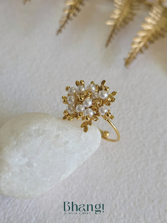 Pearl Bloom Ring