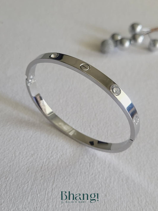 Celeste Bangle - Silver
