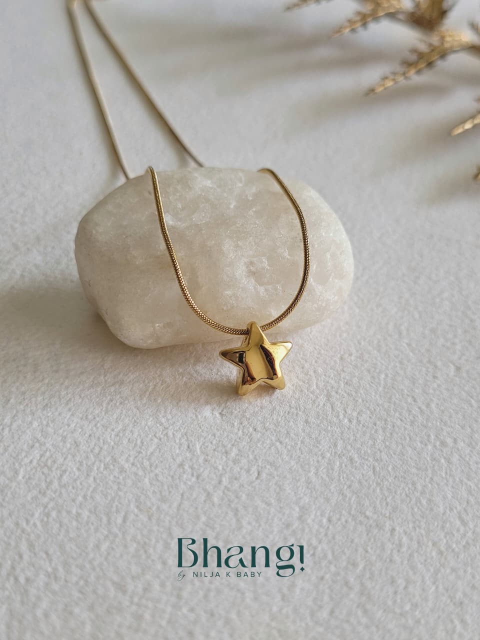 Golden Star Whisper Necklace