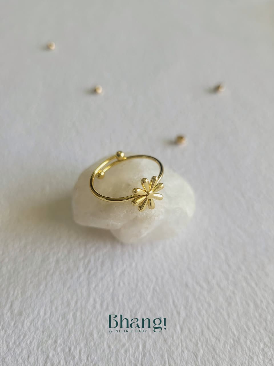 Golden Daisy Whisper Ring