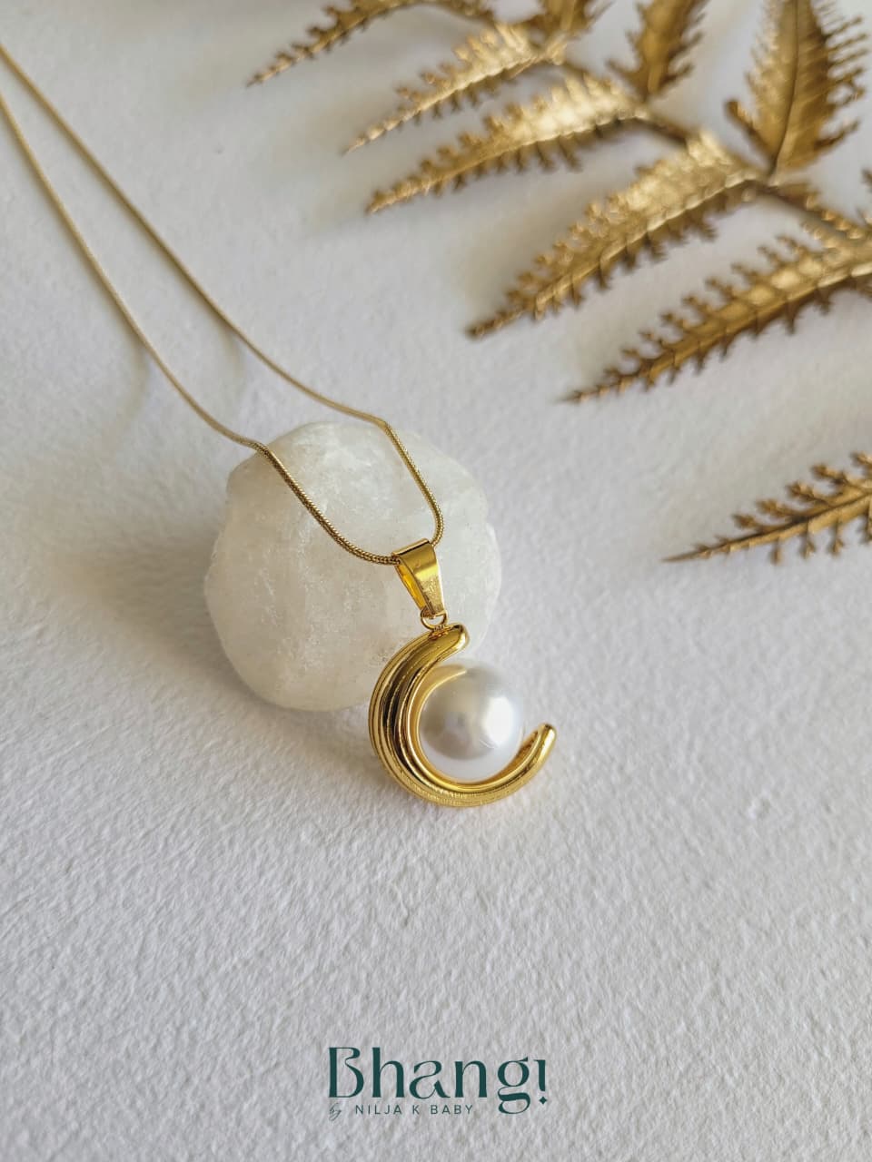 Luna Pearl Crescent Necklace