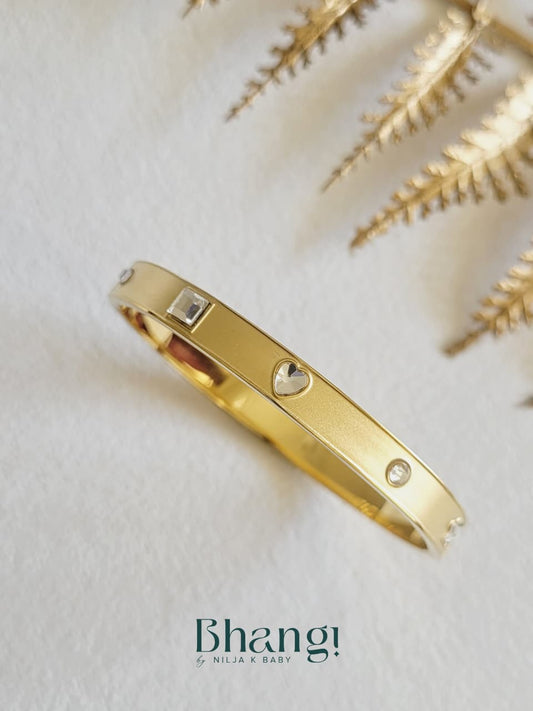 Icon Set – Celeste Arc Matt Bangle