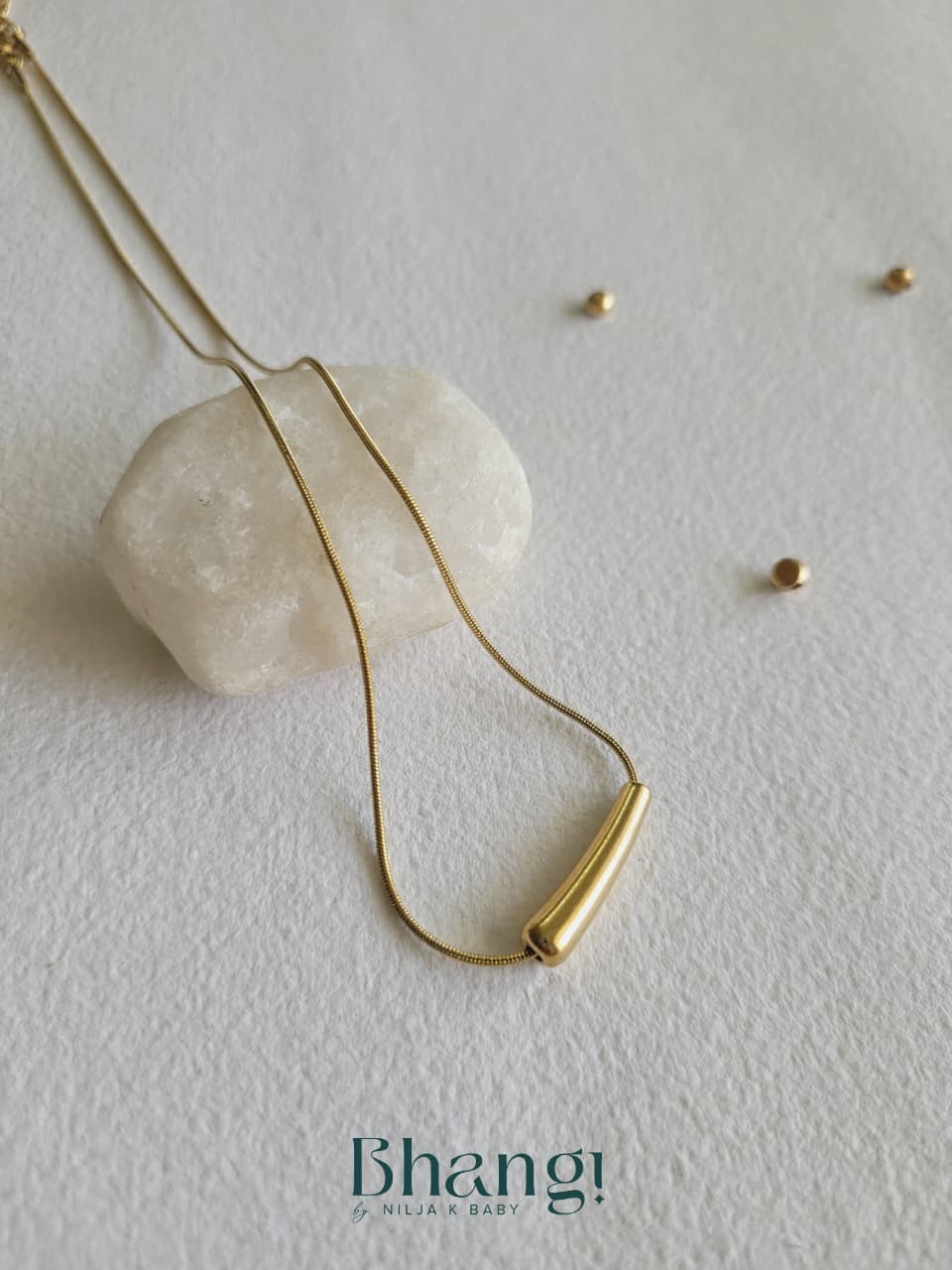 Sculpt Bar Pendant Necklace