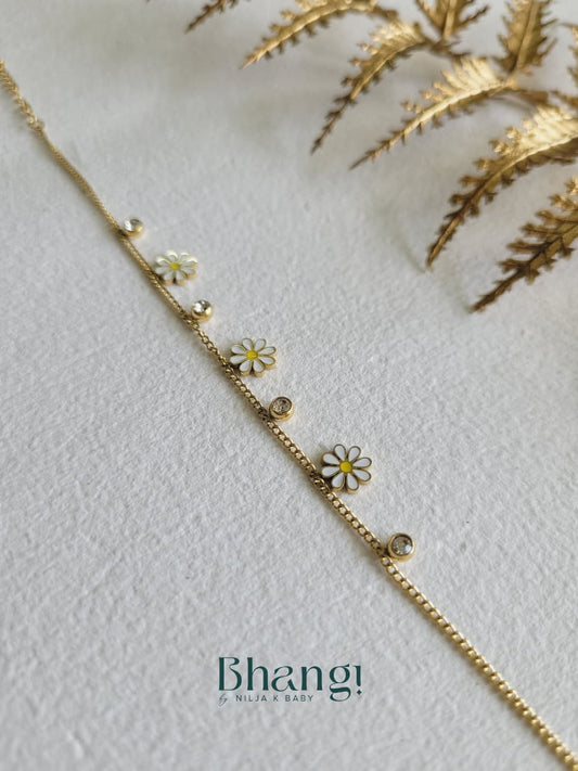 Daisy Glow Bracelet