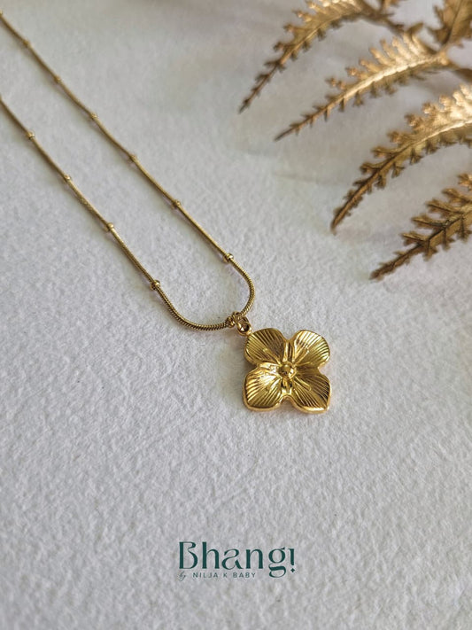 Golden Bloom Pendant Necklace