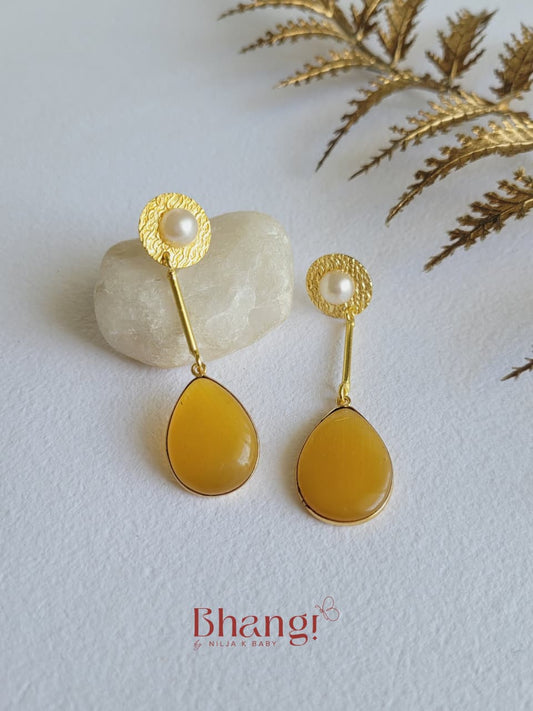 Sora Amber Drop Earrings