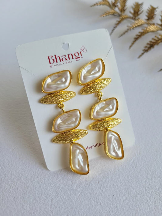 Aurelia Pearl Sculpt Earrings