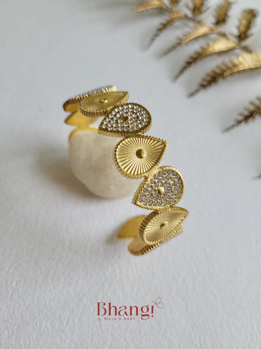 Lustre Petal Cuff
