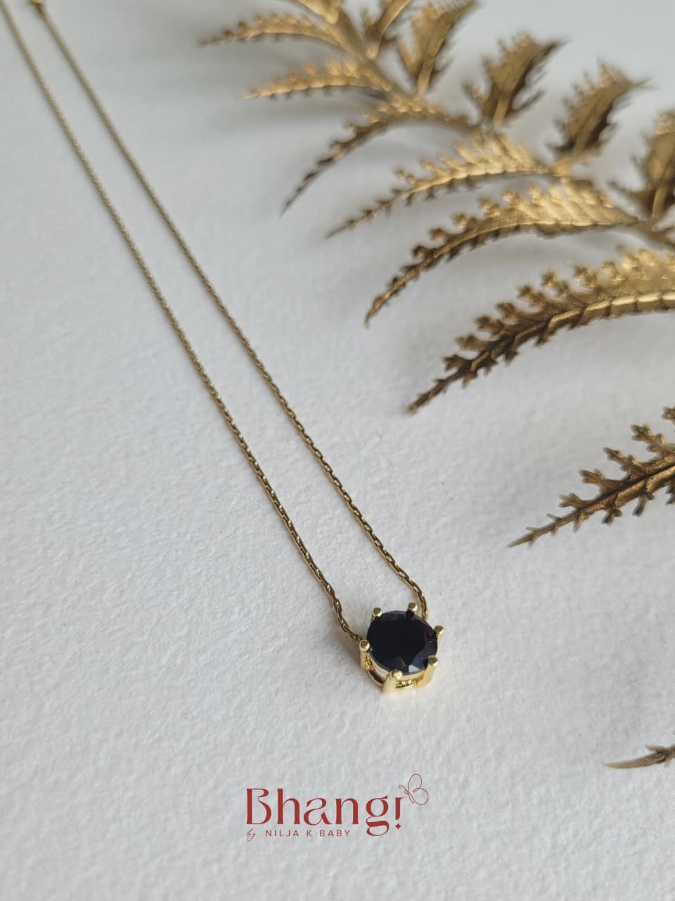 Noir Solitaire Pendant Necklace