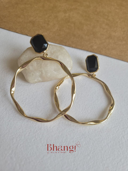 Twist Statement Hoops