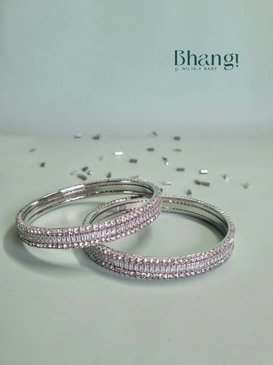 Sparkling AD Stone Bangle Set