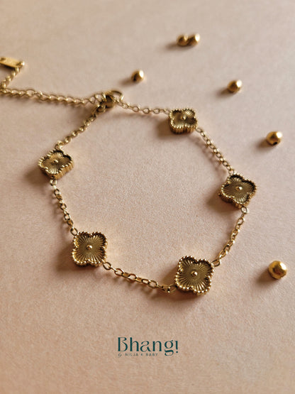 Gold Clover Charm Bracelet