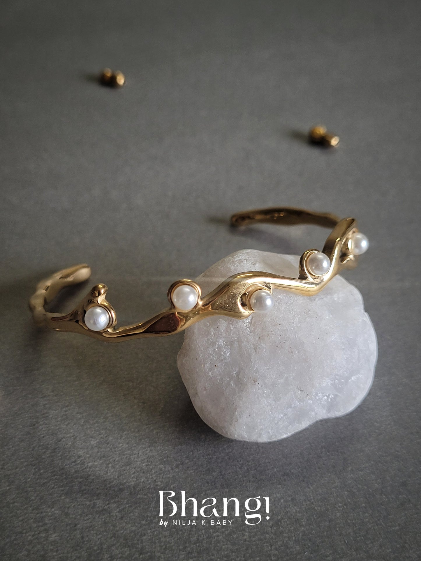 Wavy Pearl Cuff