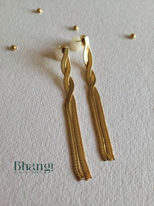 Interlocking Chain Drop Earrings