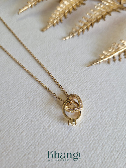 Intertwined Hearts Pendant Necklace