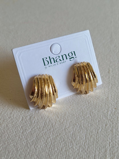 Scallop Shell Stud Earrings