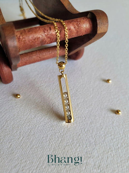 Pearl Bar Pendant Necklace