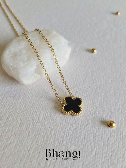 Reversible Clover Pendant Necklace - Black & White
