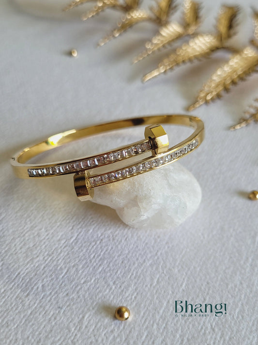 Minimalist Crystal Nail Bangle