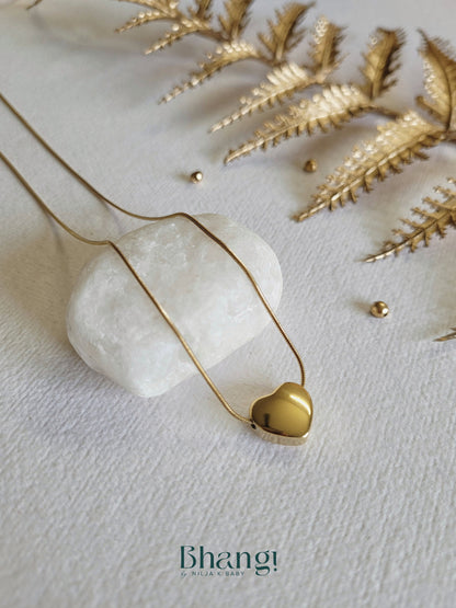 Golden Heart Whisper Necklace