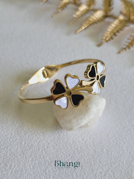 Dual Tone Clover Bangle