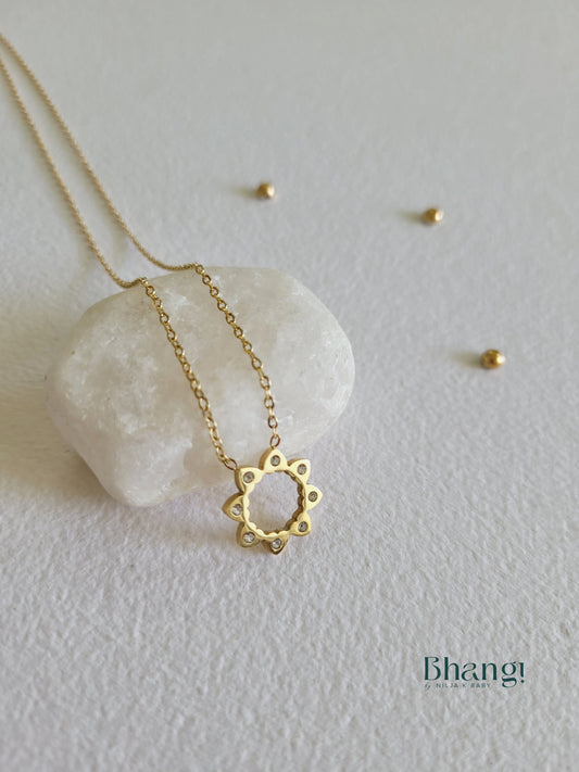 Sunhalo Necklace