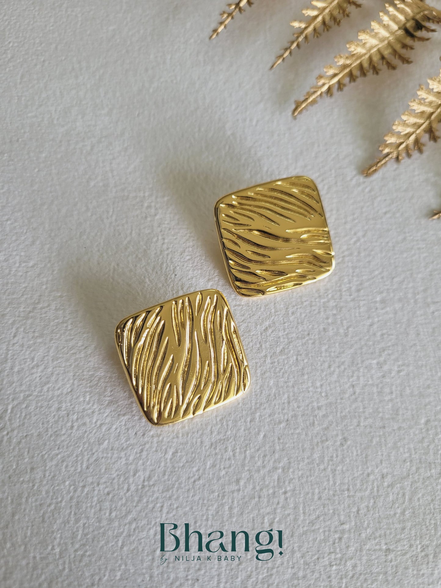 Ziggle Studs