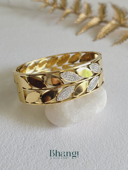 Leaf Motif Cutout Bangle – Gold with Stone Detailing