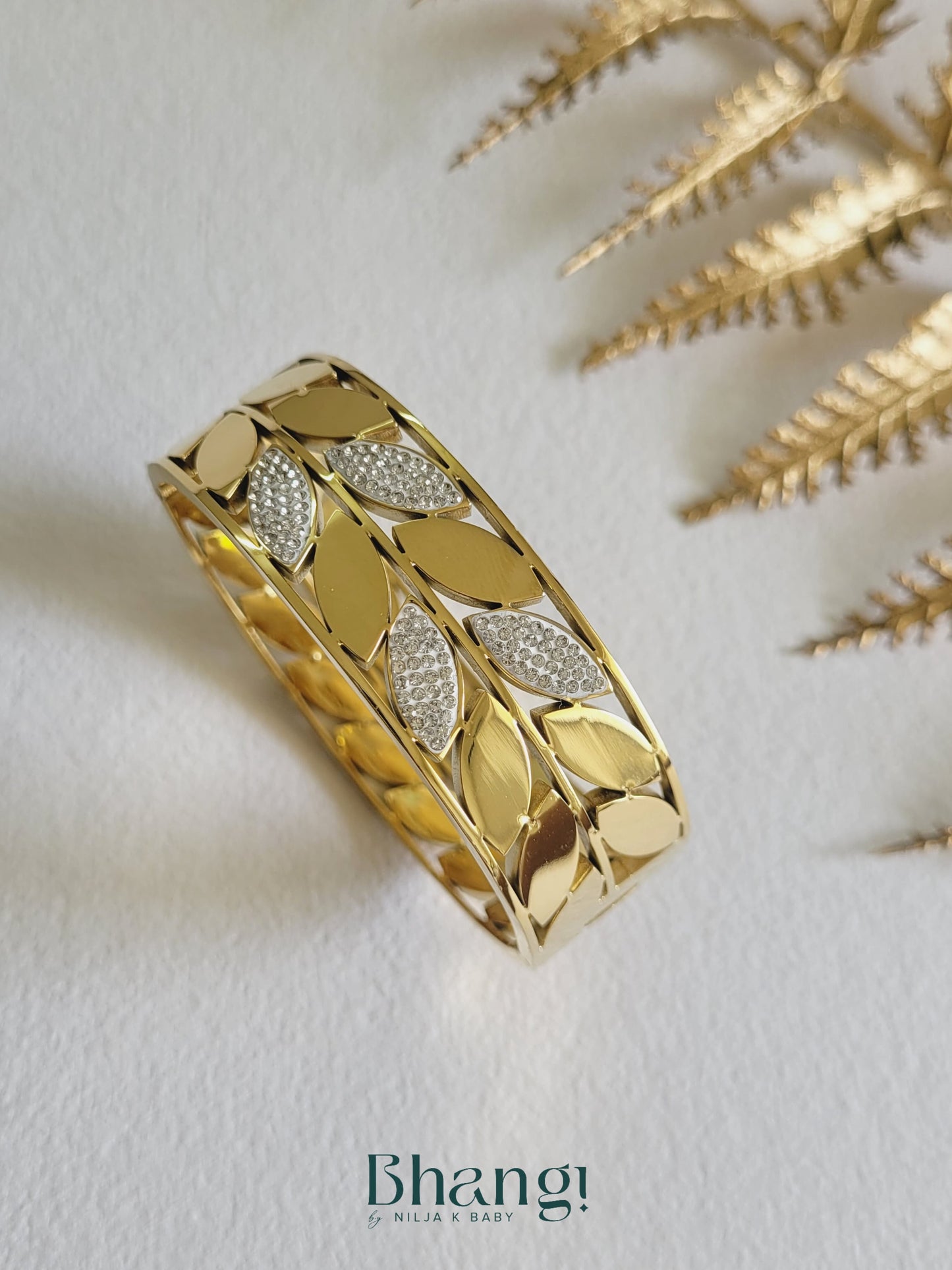 Leaf Motif Cutout Bangle – Gold with Stone Detailing