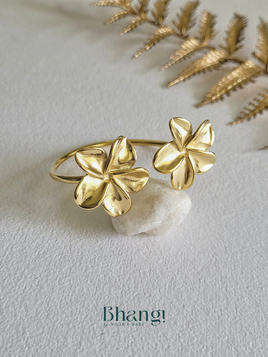 Gold Blossom Open Bangle