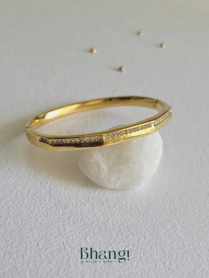 Crestline Bangle