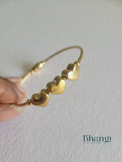 Heartline Bangle