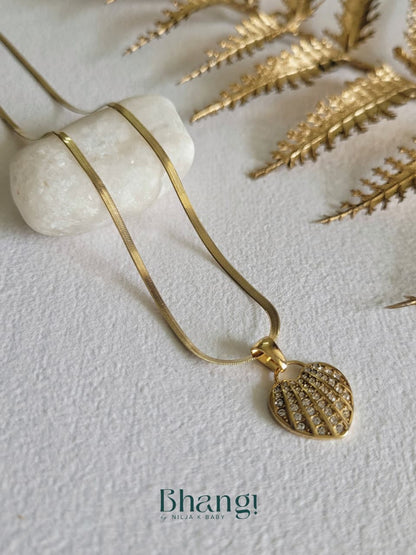 Elysian Heart Pendant Necklace