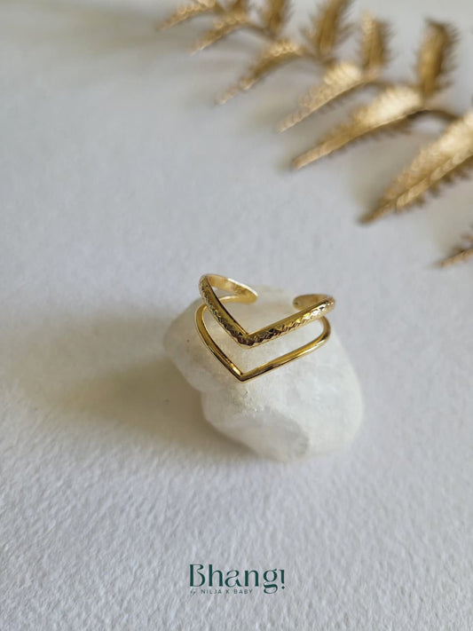 Radiant V Ring