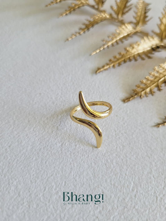 Golden Wave Ring