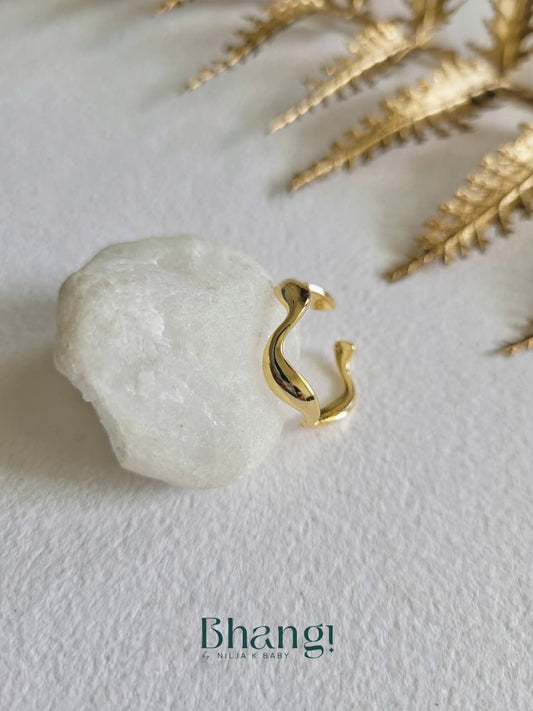 Fluid Grace Ring