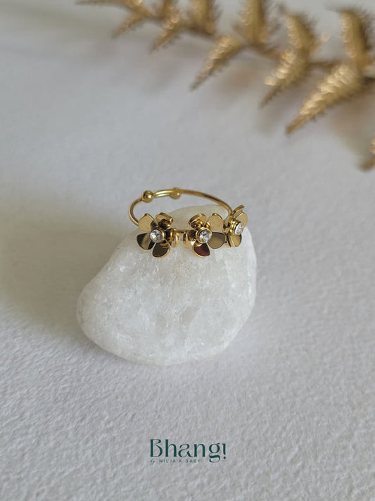 Bloom Trio Ring