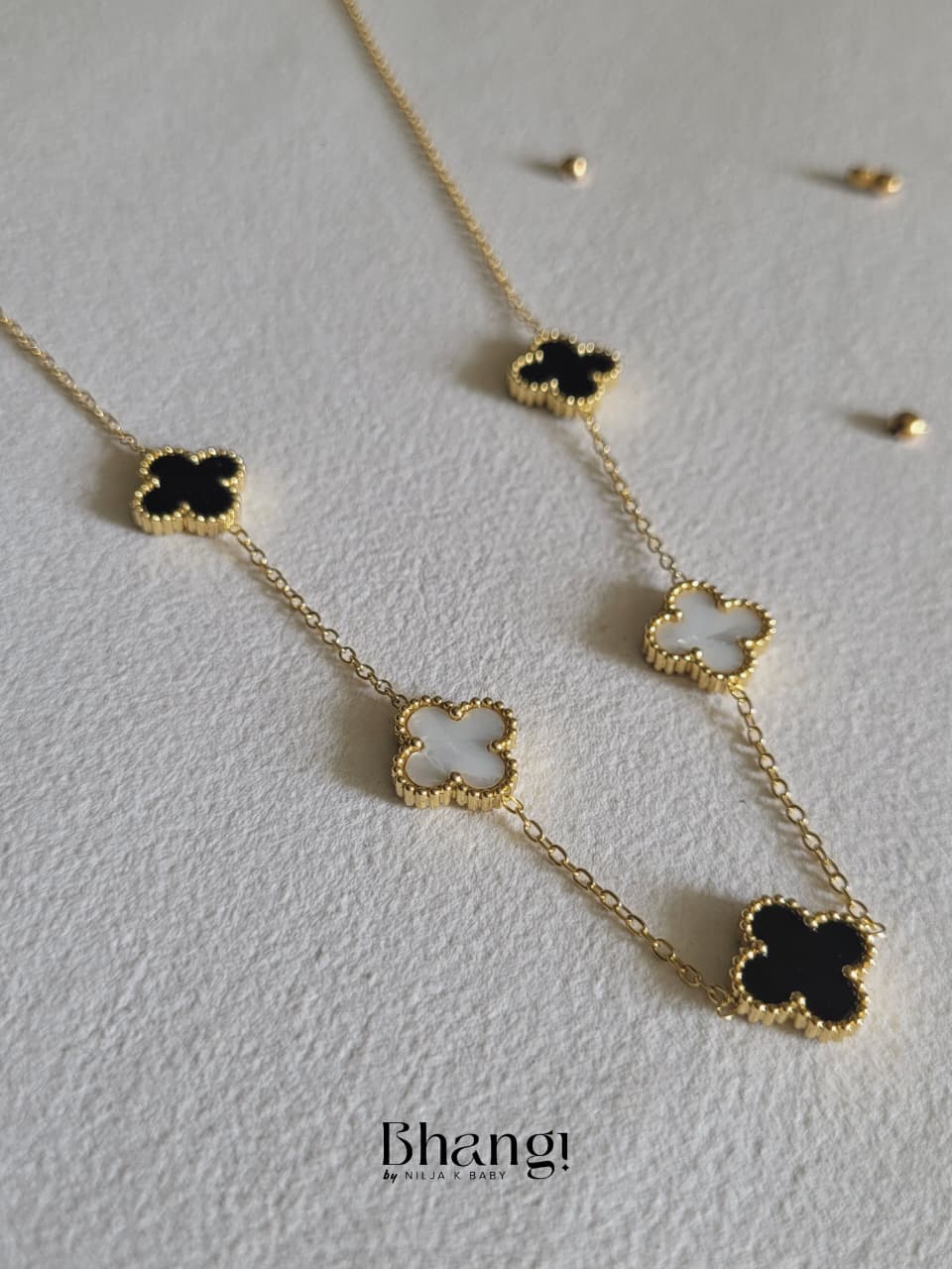 Noir & Blanc Clover Necklace