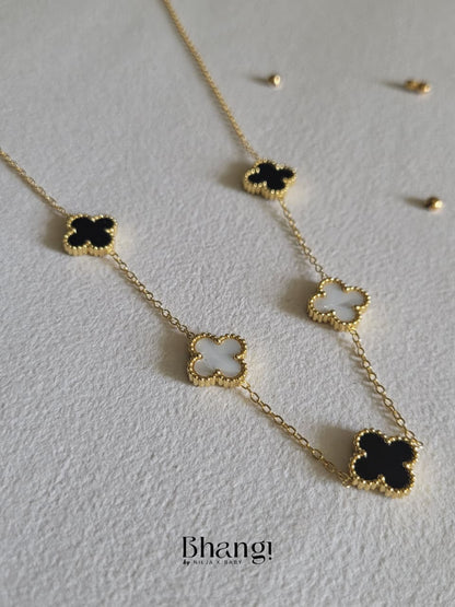 Noir & Blanc Clover Necklace