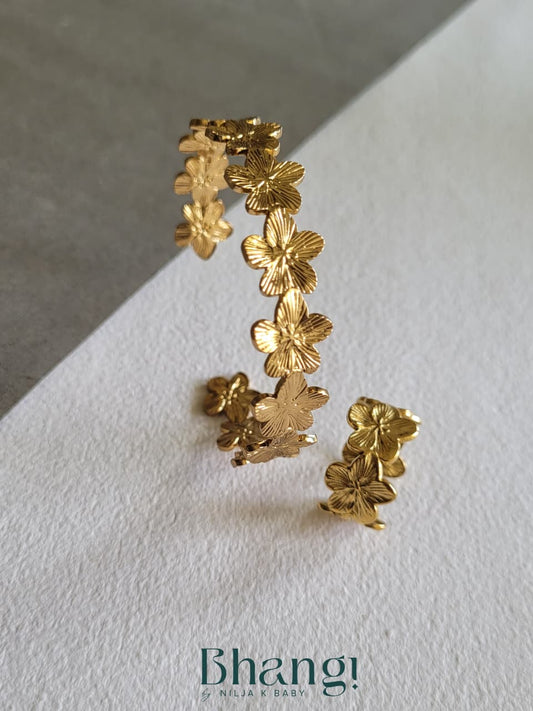 Bloom Charm Set